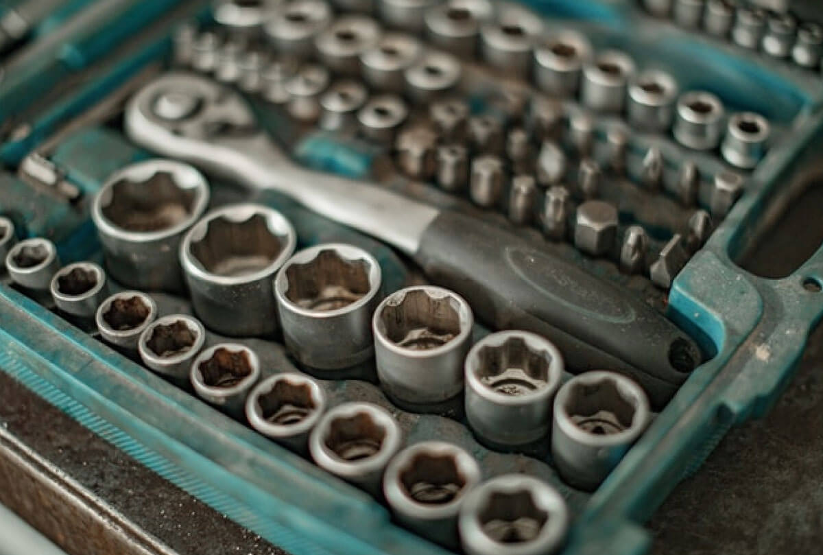 EXPLOITATION DE MINES ET CARRIÈRES